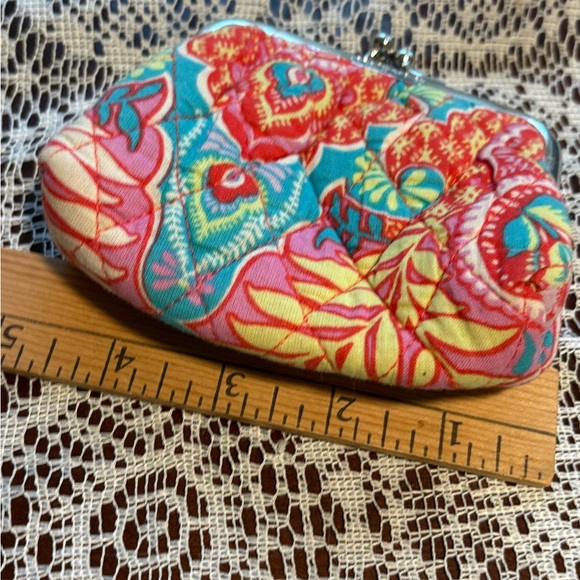 Vera Bradley Paisley In Paradise Quilted Silver Kiss Clasp Coin Purse - Picture 7 of 7